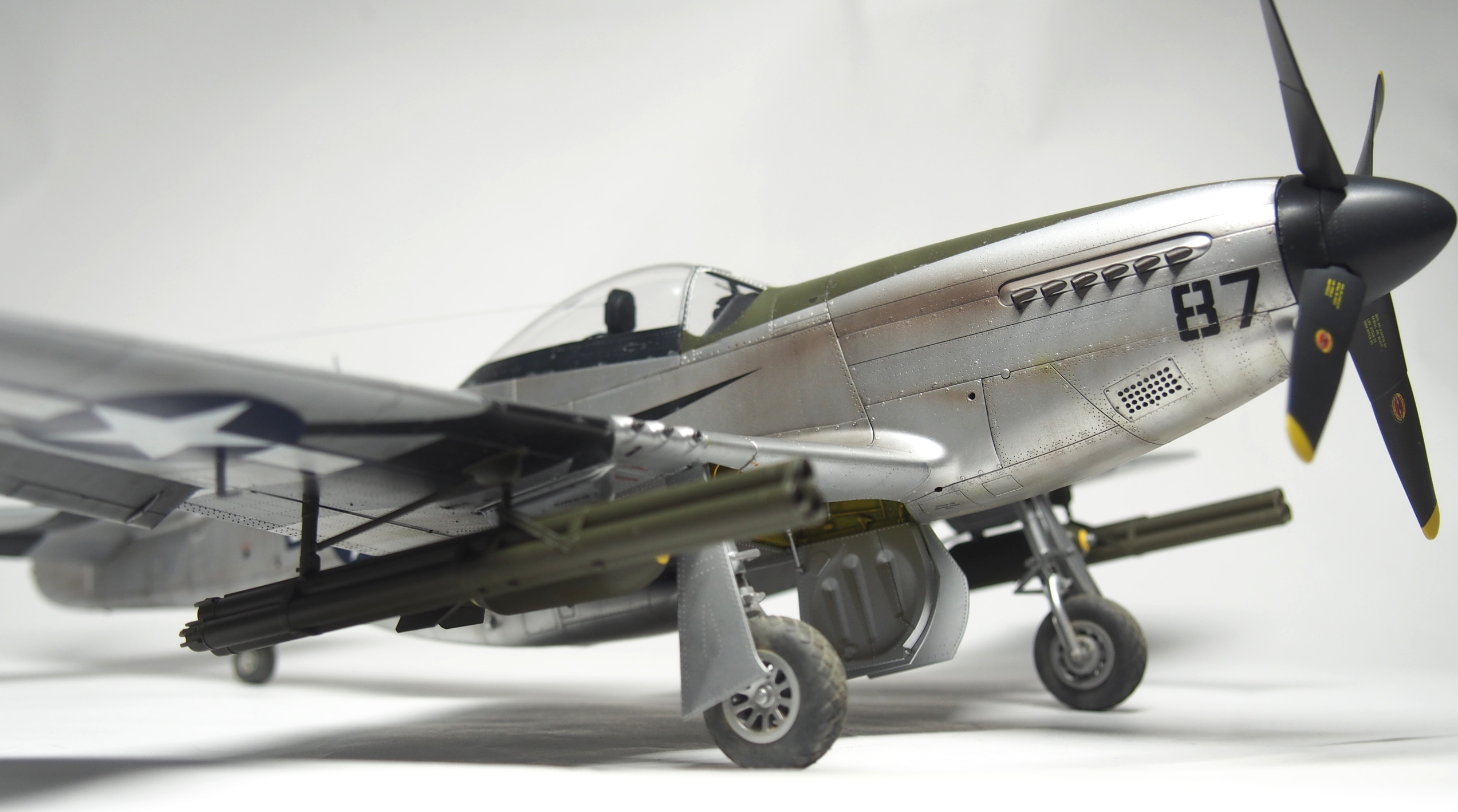 タミヤ 1/32 エアークラフトシリーズ ノースアメリカン P-51D/K 